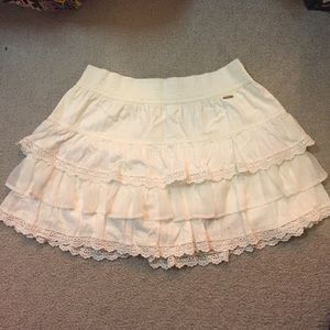 Hollister Ruffle miniskirt